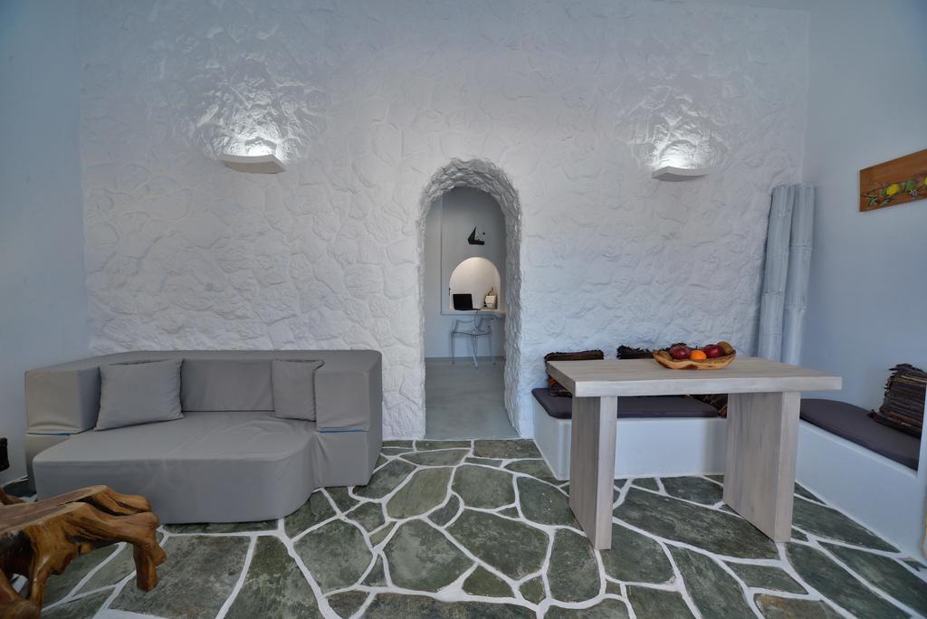 Amo Folegandros Apartment Каравостаси Екстериор снимка