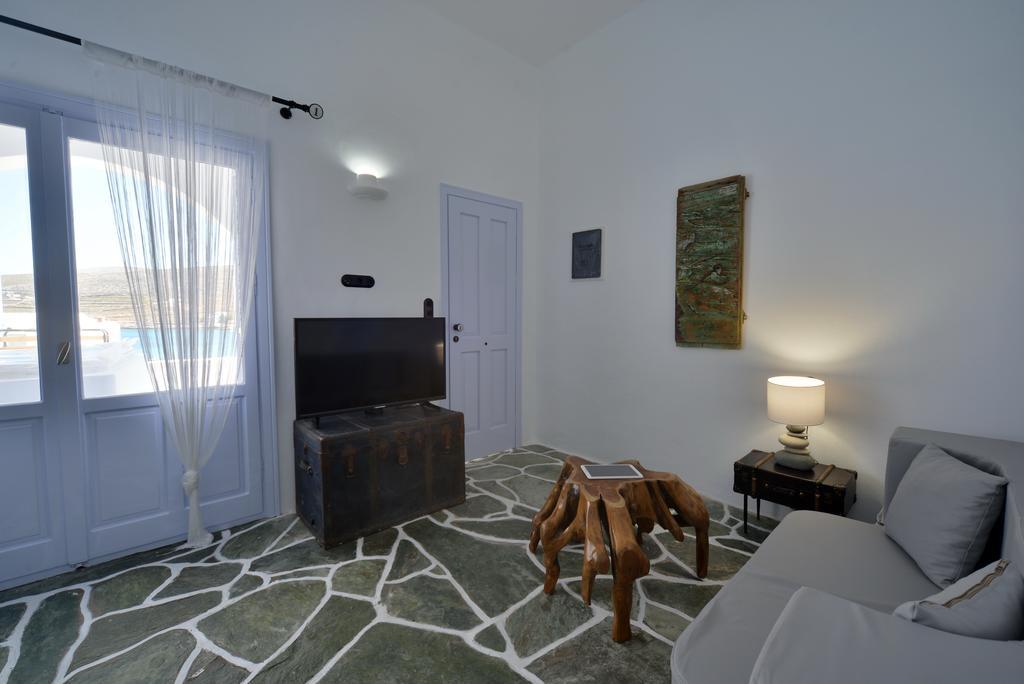 Amo Folegandros Apartment Каравостаси Екстериор снимка