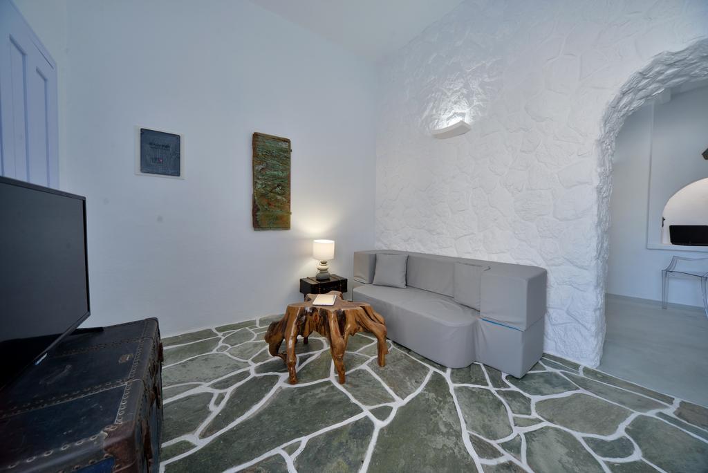 Amo Folegandros Apartment Каравостаси Екстериор снимка