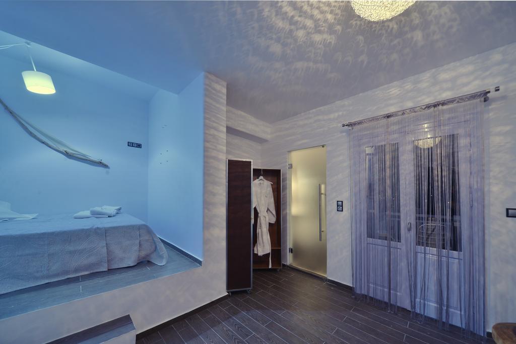 Amo Folegandros Apartment Каравостаси Екстериор снимка