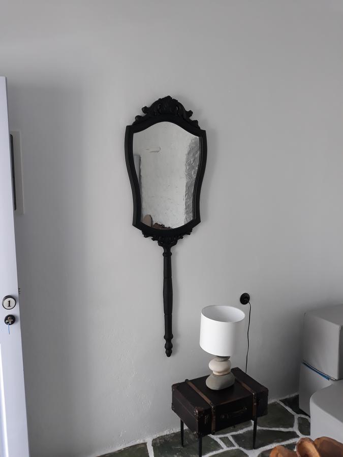 Amo Folegandros Apartment Каравостаси Екстериор снимка