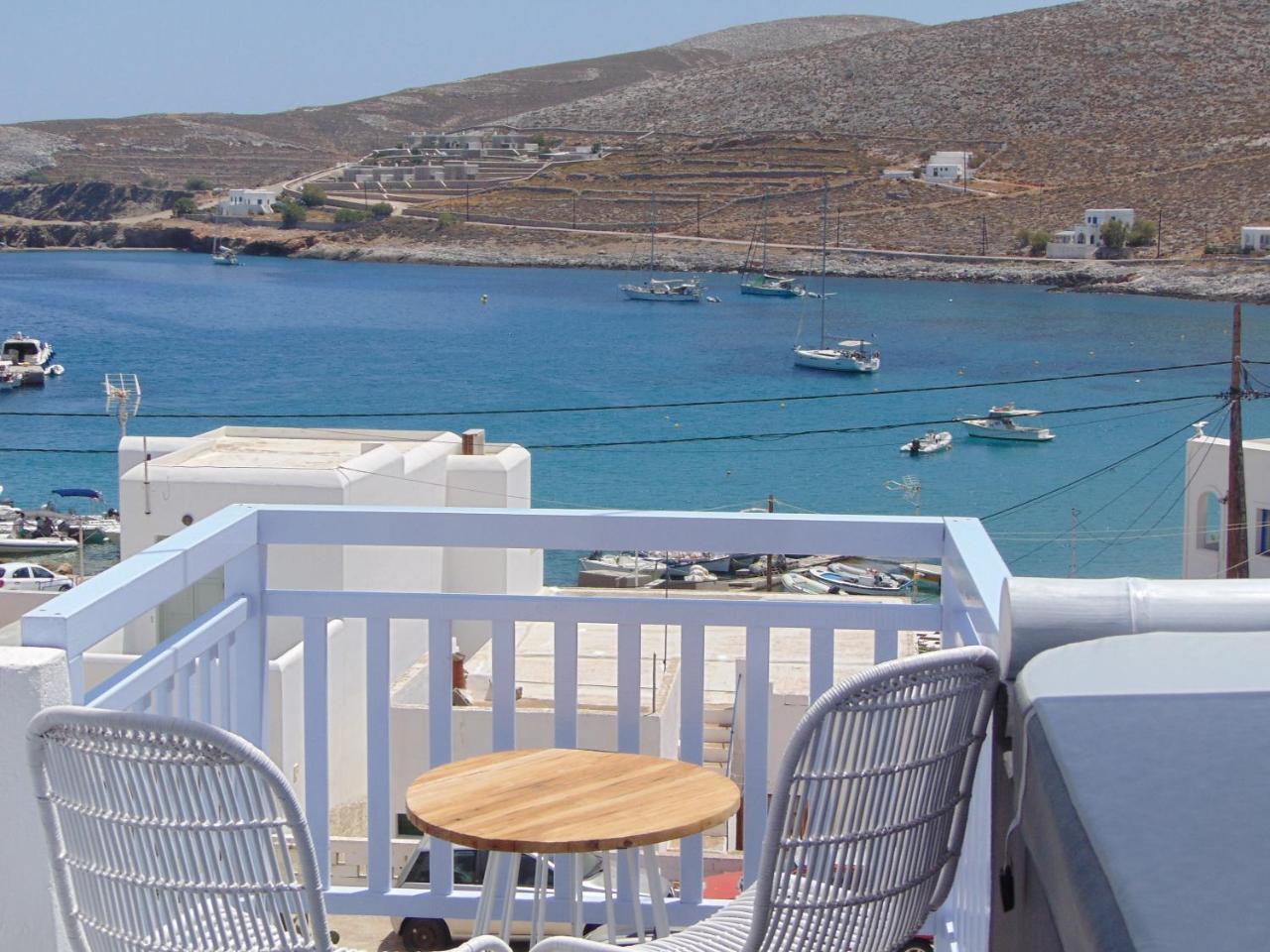 Amo Folegandros Apartment Каравостаси Екстериор снимка