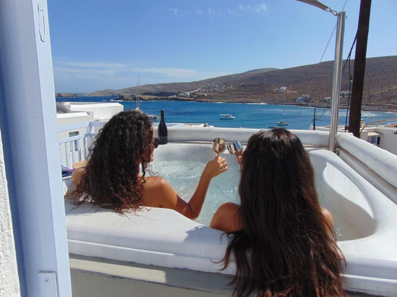 Amo Folegandros Apartment Каравостаси Екстериор снимка